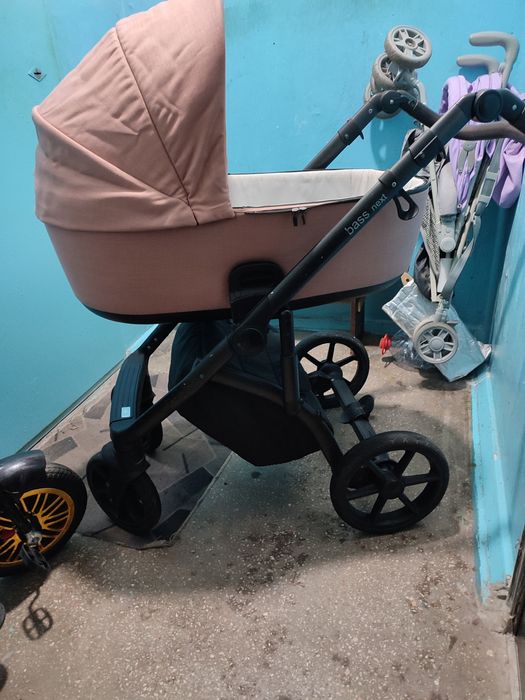 Універсальна коляска 2 в 1 Roan Bass Next