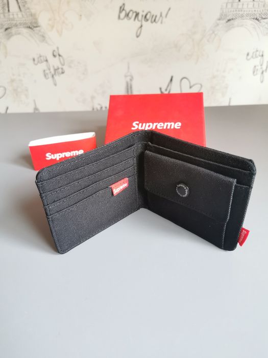 Czarny portfel supreme