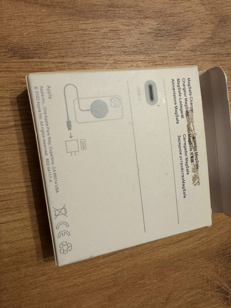 Magsafe charger Бездротовий зарядний пристрій