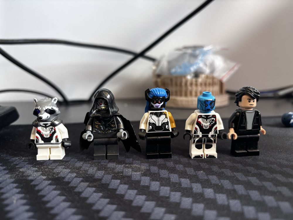 Lego marvel minifigurki na sztuki