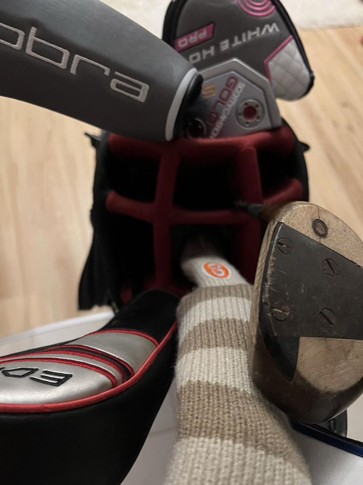 Torba golfowa Nike, na ramie dwujnóg, na kije golfowe