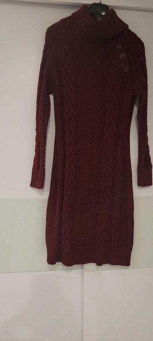 Sukienka Sweterkowa z golfem r M Bordowa