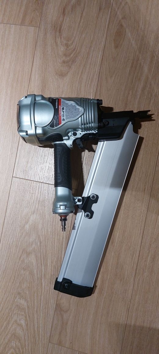 Нейлер цвяхозабивний пістолет каркасний Metabo 50-90mm.21 градус