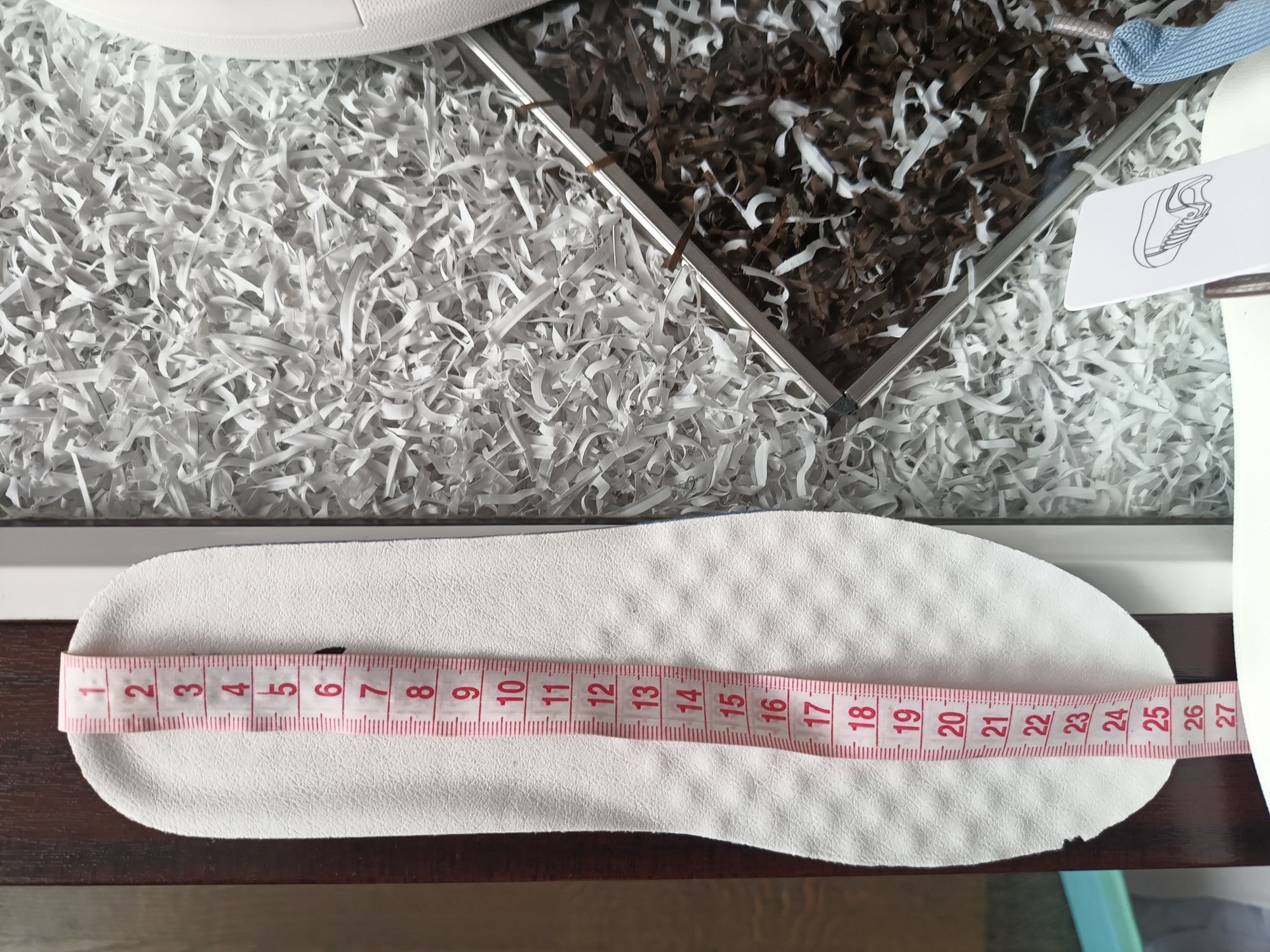 Кросівки 39-40 р