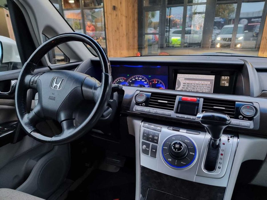 Продам  Honda Elysion 2011. Можна в розстрочку, під викуп.