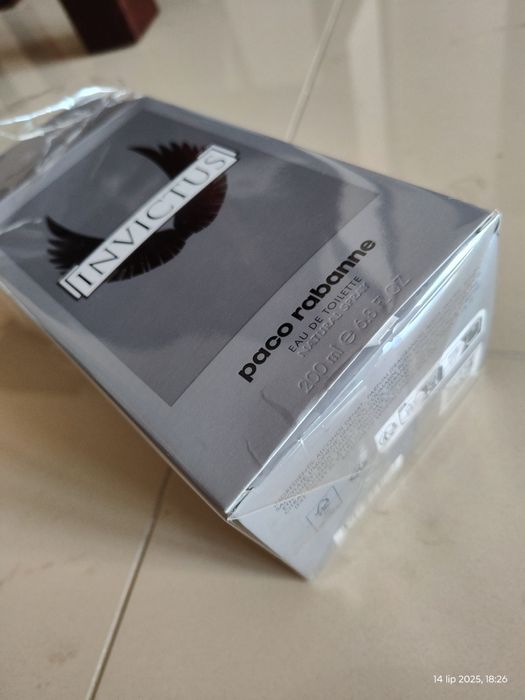 Perfumy Invictus Paco Rabanne 200 ml samo pudełko oryginalne