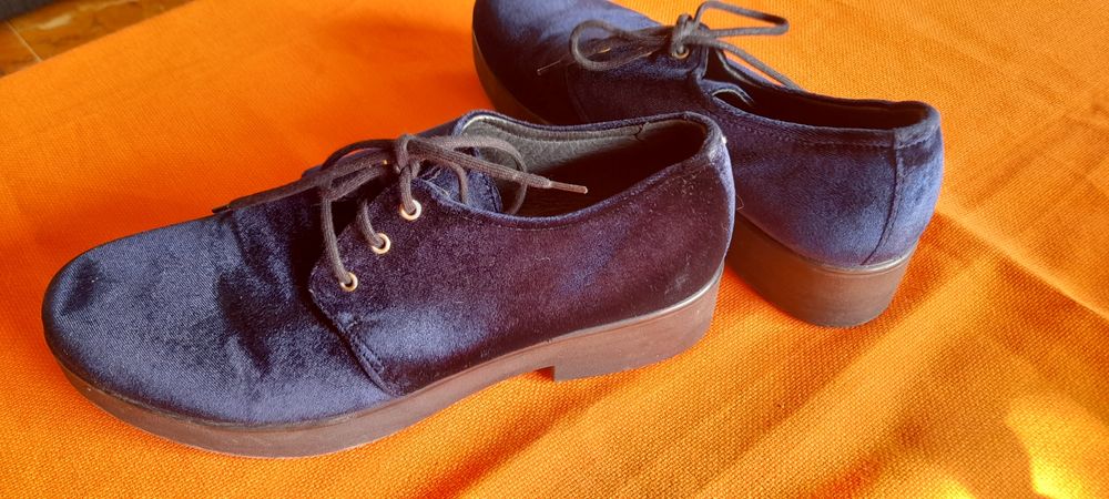 Sapatos em veludo, 40