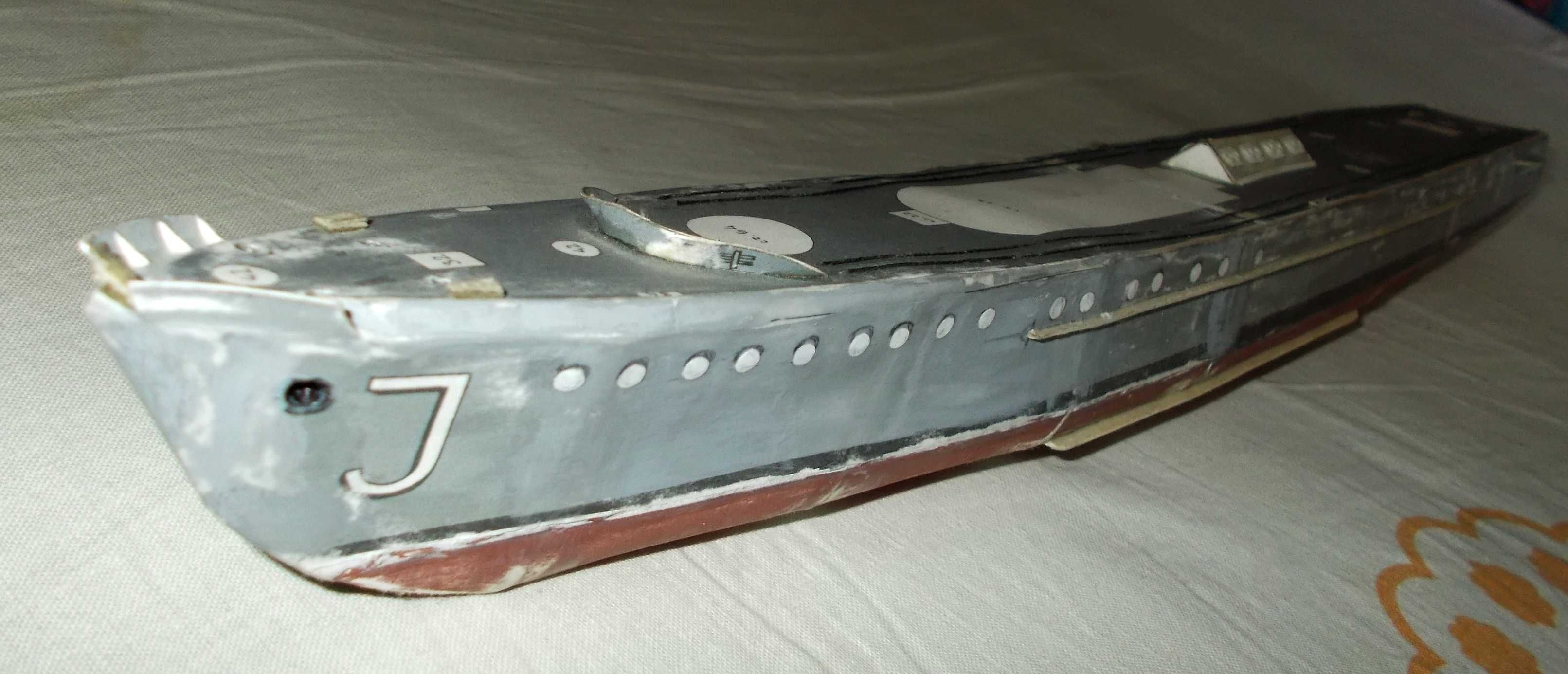 Model kartonowy - ORP Jaskółka - Mały Modelarz (3/2000) - sklejony