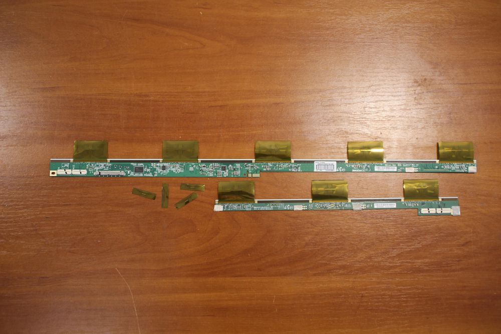 ТВ Kivi 40fb50bu разбитый