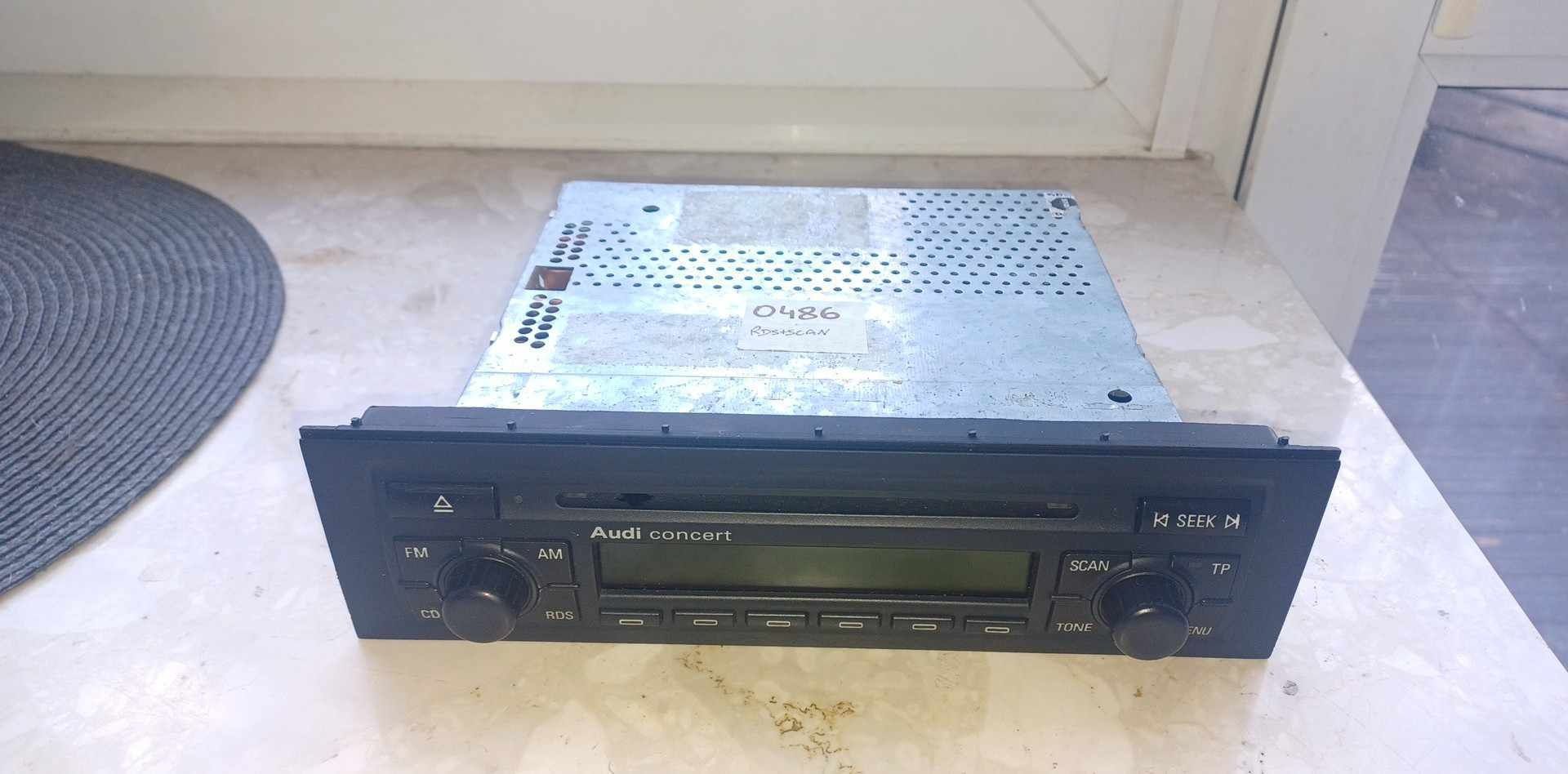 Radio do audi a4 b6