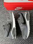 Nike Air Max Command rozmiar 44,5 naturalna skóra kolor szary