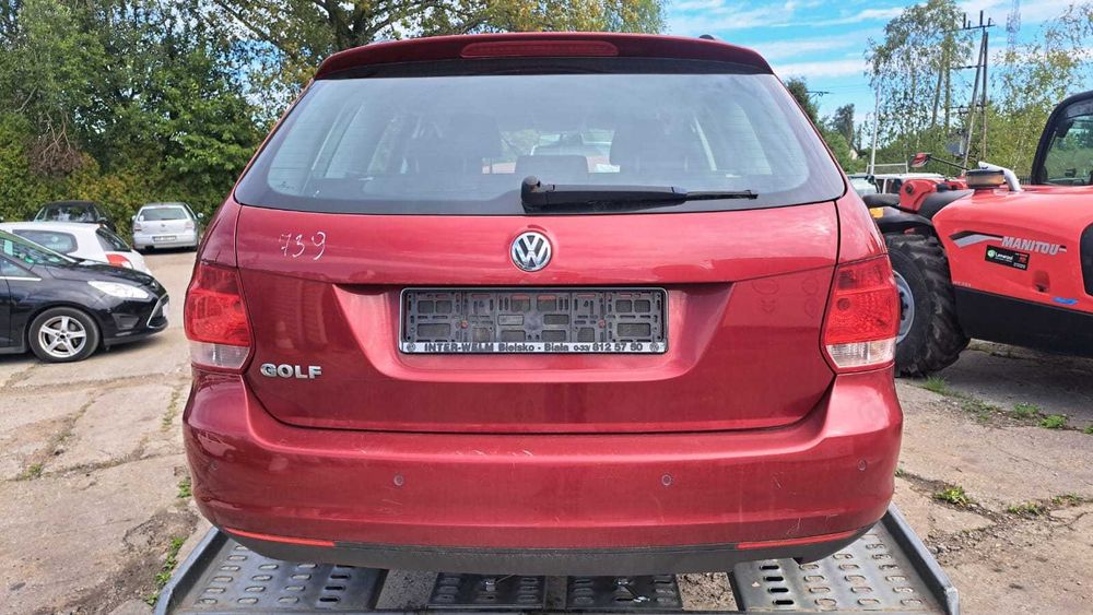 zderzak tył Volkswagen Golf V ,VI kombi, kod LA5W
