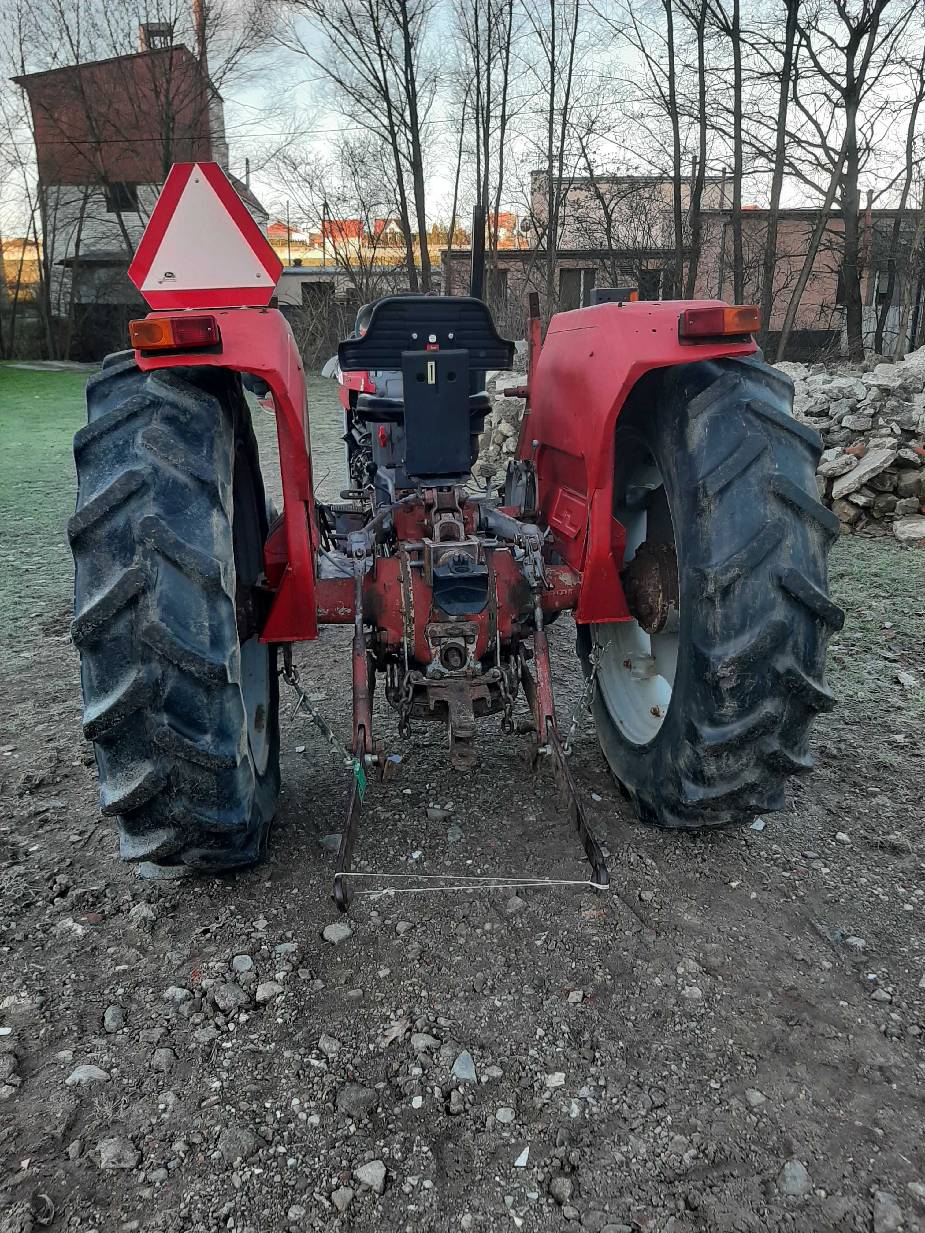 Massey Ferguson 175