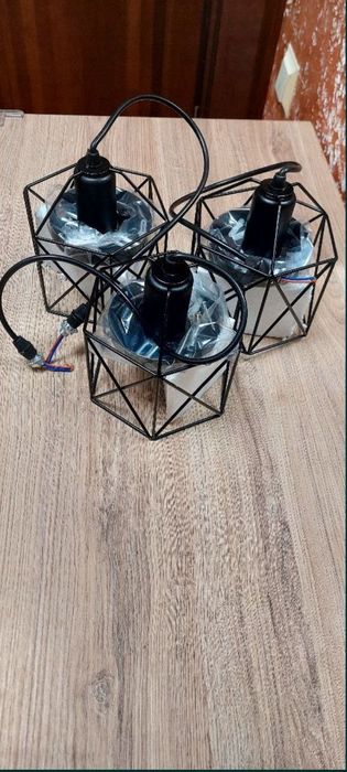 Светильники подвесные Е27, чёрный и золотой цвет в наличии