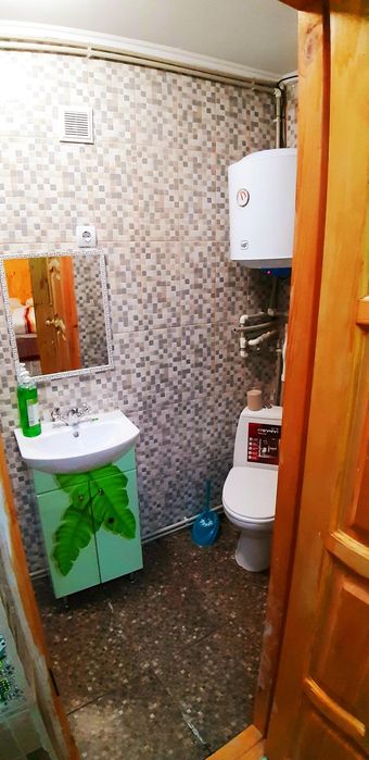 Зняти подобово Житомир   рай. житній ринок