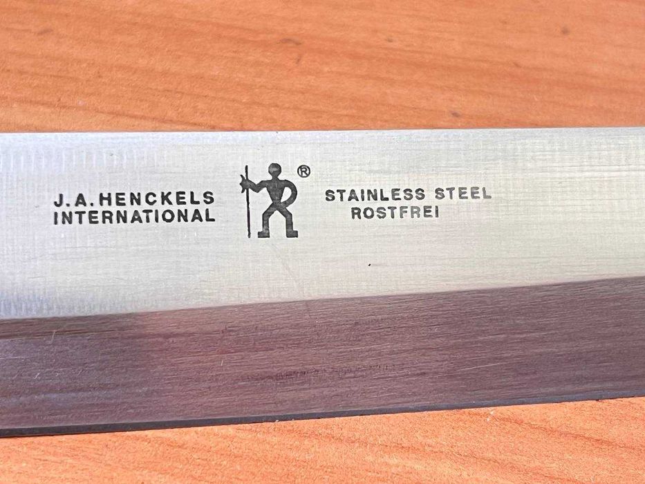 Кухонный японский нож Янагиба J.A.HENCKELS