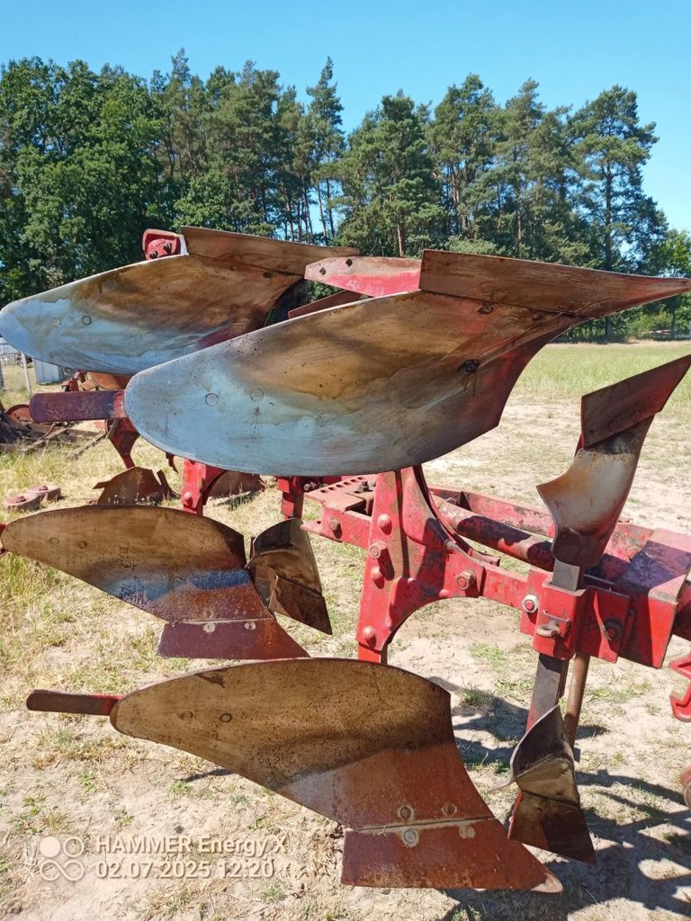 Pług obrotowy 2-skibowy Krone