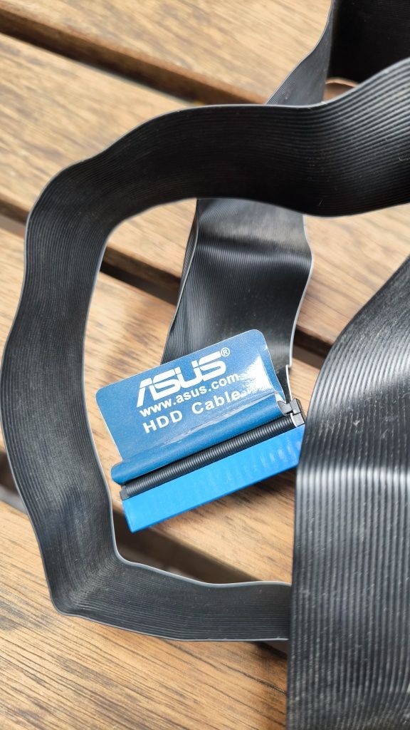 Cabos HDD ASUS para disco rígido
