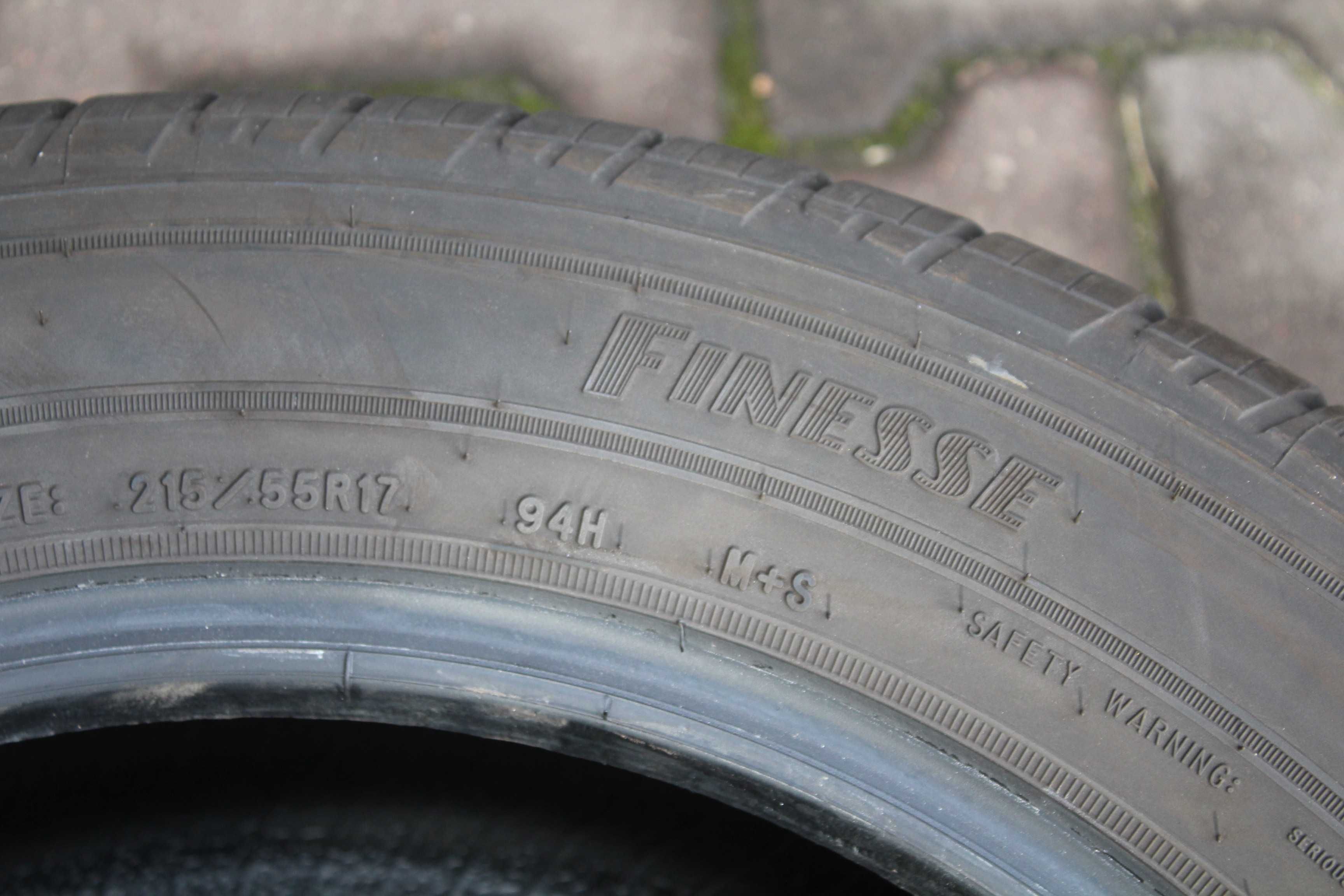 215 55 R17 Goodyear Assurance Finesse