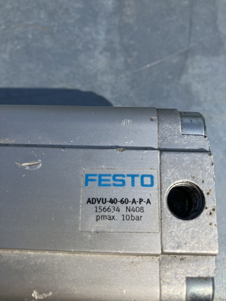 Siłownik pneumatyczny festo advu 40-60