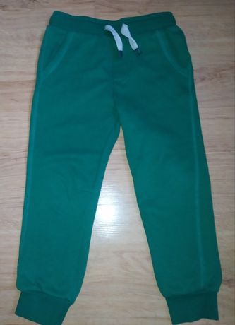 Spodnie dresowe zielone rozmiar 116