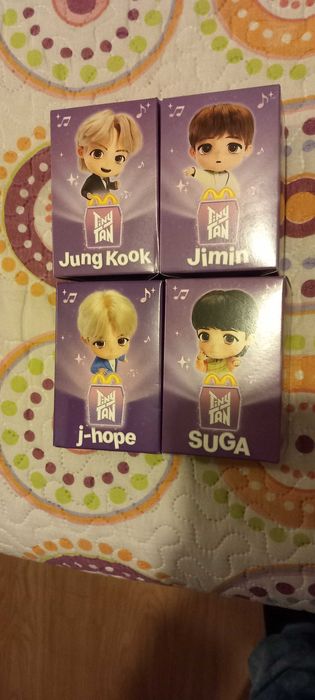 BTS bonecos MC colecção roxa