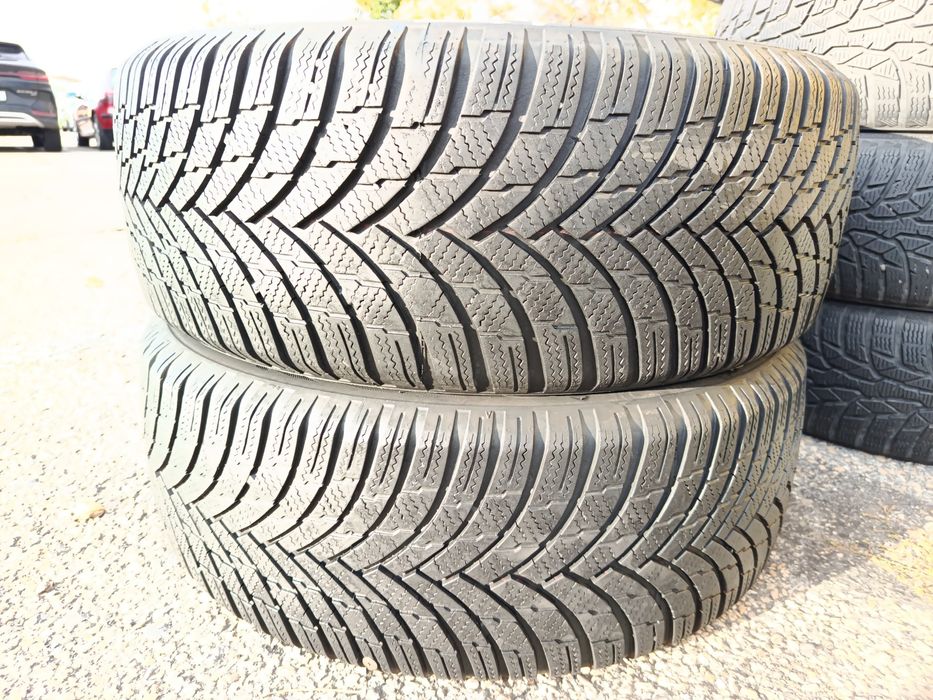 Opony zimowe firestone 215 55r 17 polecam stan bdb rok 22