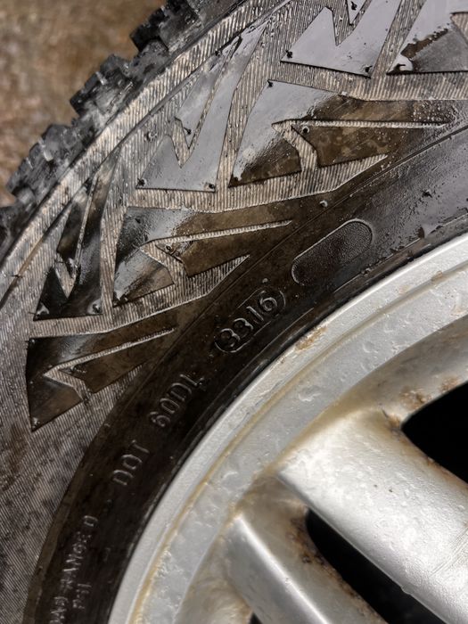 Колеса 5x114,3 195/70 r15c Nokian Hakkapeliitta C3