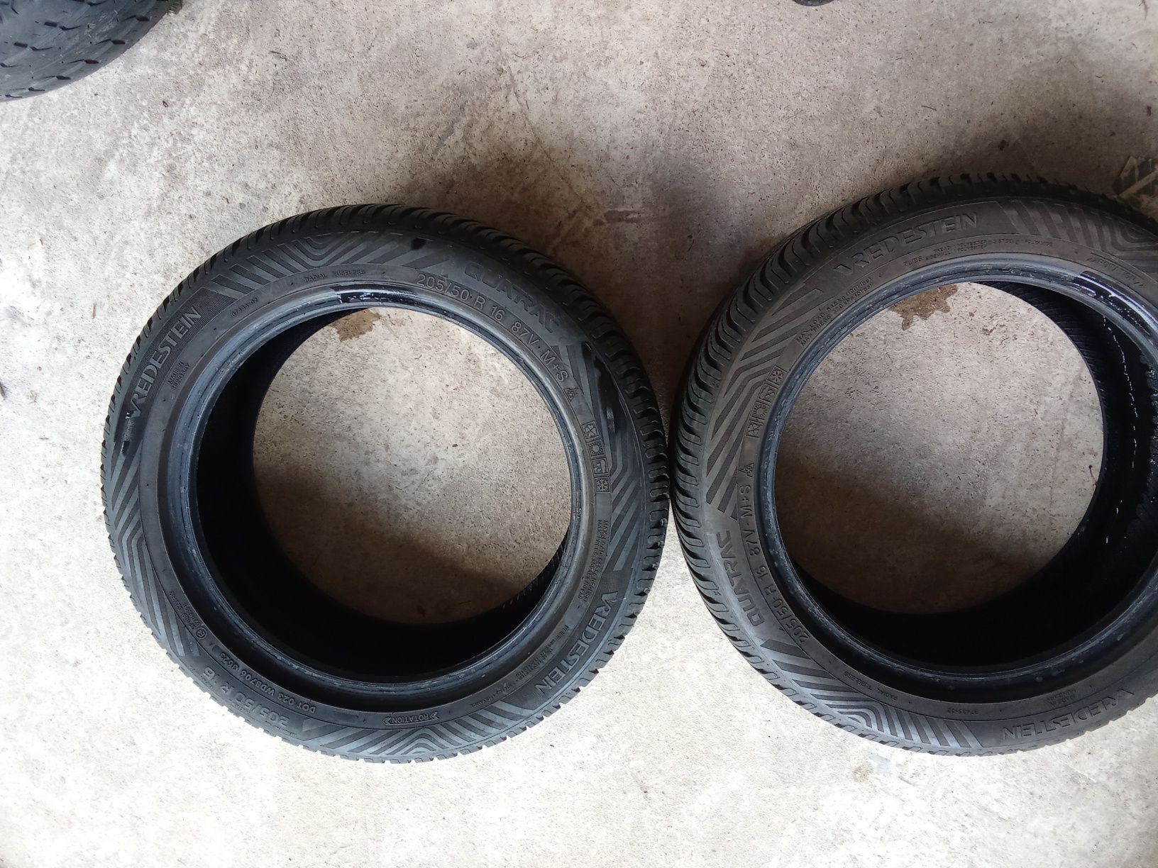 Opony Całoroczne Vredestein 205/50R16 2szt 2023r