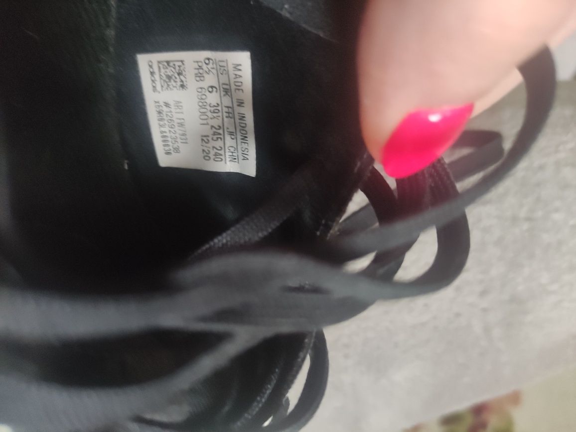 Profesjonalne wkręty adidas copa
