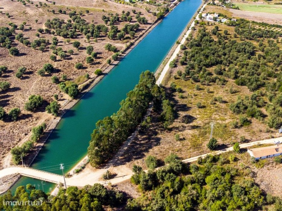 Terreno com 18 ha para venda em Odemira