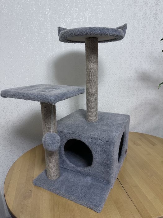 Домик для кота с когтеточкой