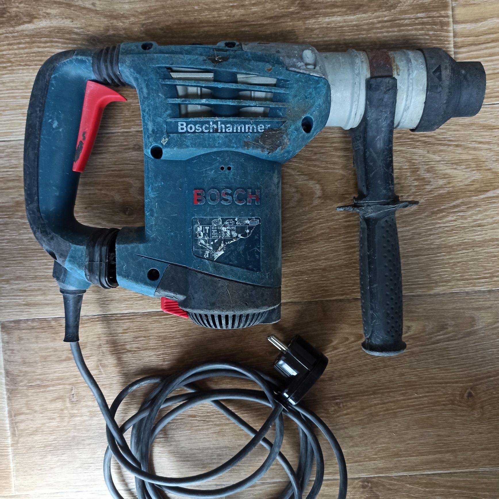 Młotowiertarka BOSCH GBH 4-32 DFR Professional uszkodzona