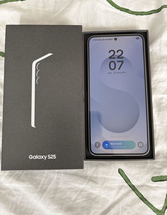 Samsung Galaxy S25 256gb cinza com Fatura e Garantia como NOVO