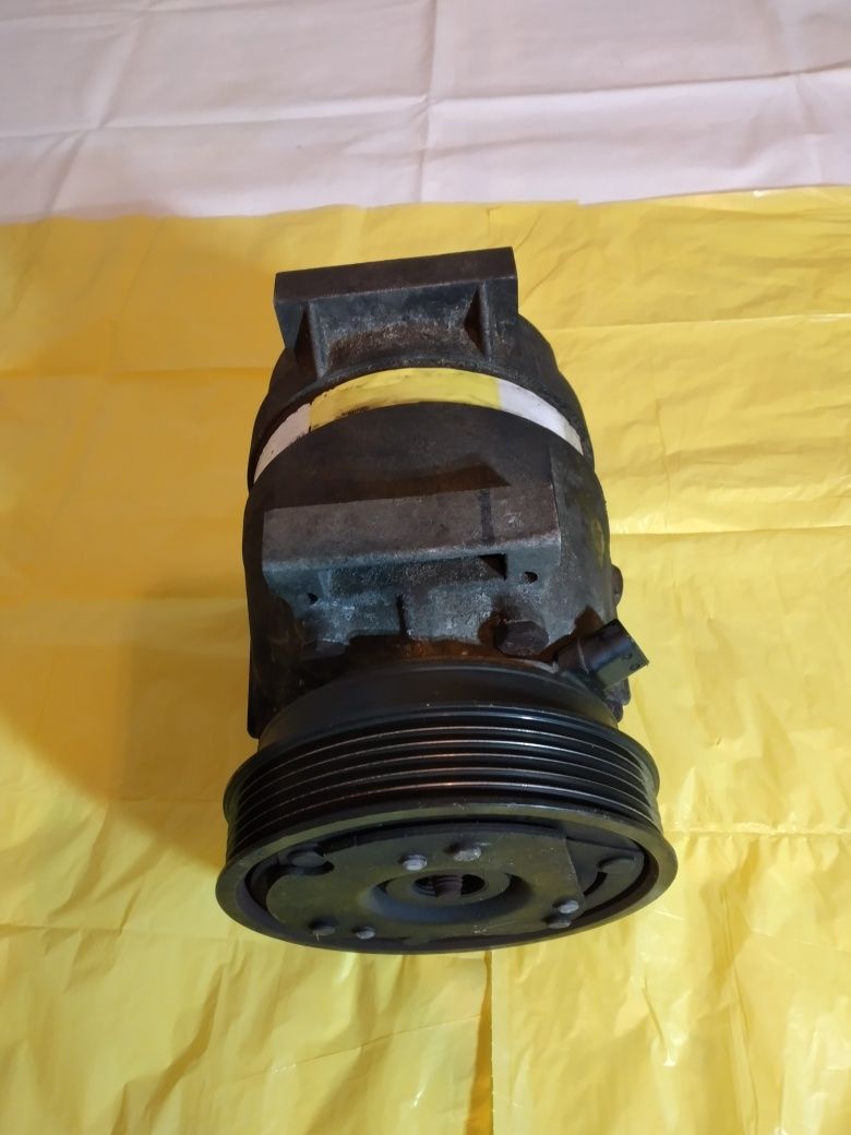 Compressor de AC Ar Condicionado Renault Laguna II 1.6i 16V Ano 2001