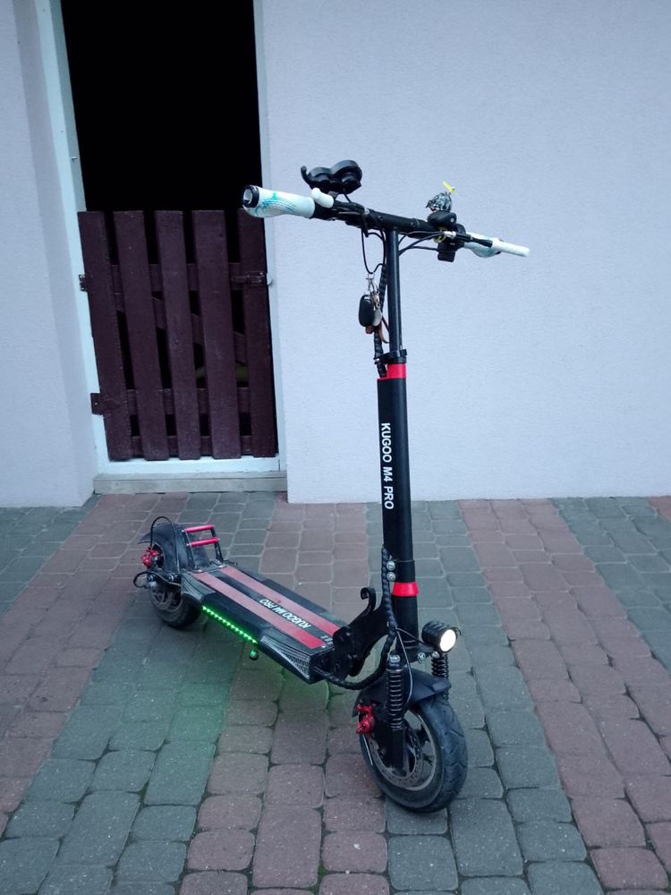 Продам Kugo M4 Pro