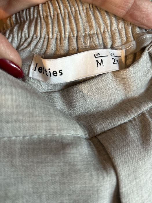 Calças Chino cinzentas