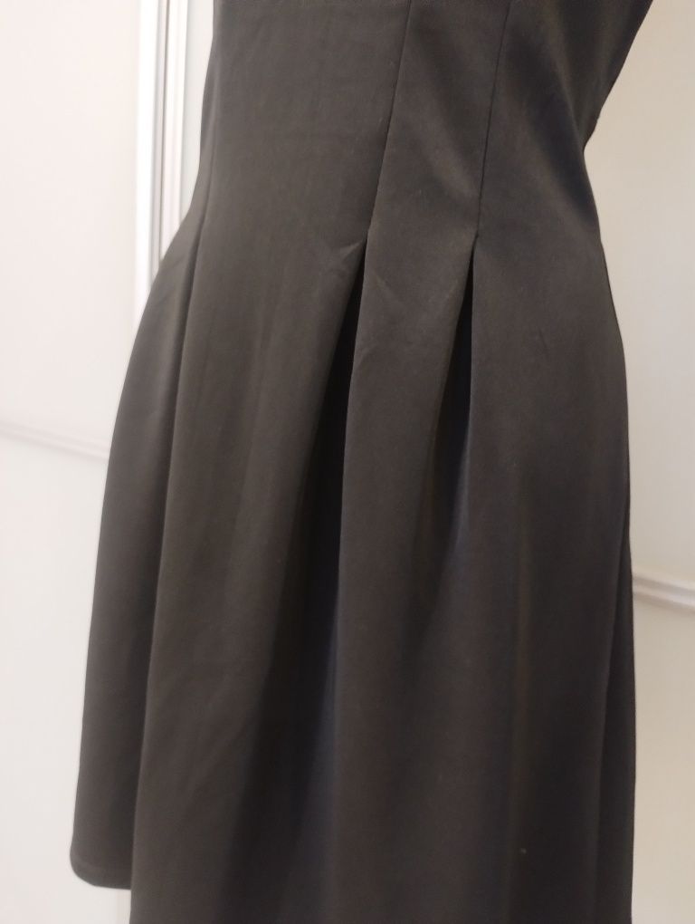 Sukienka czarna Jaune Rouge, XL.