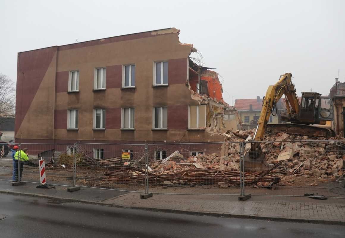 Wyburzenia Rozbiórki domów kamienic budynków WARSZAWA I OKOLICE