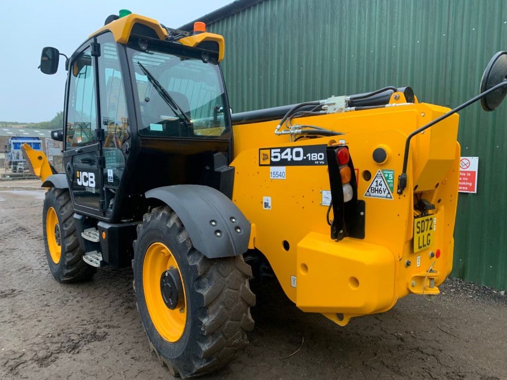 Телескопічний навантажувач jcb 540-180