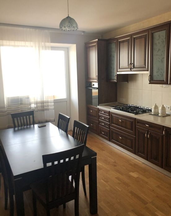 Двухкомнатная квартира.  Автономное отопление.  Соборности