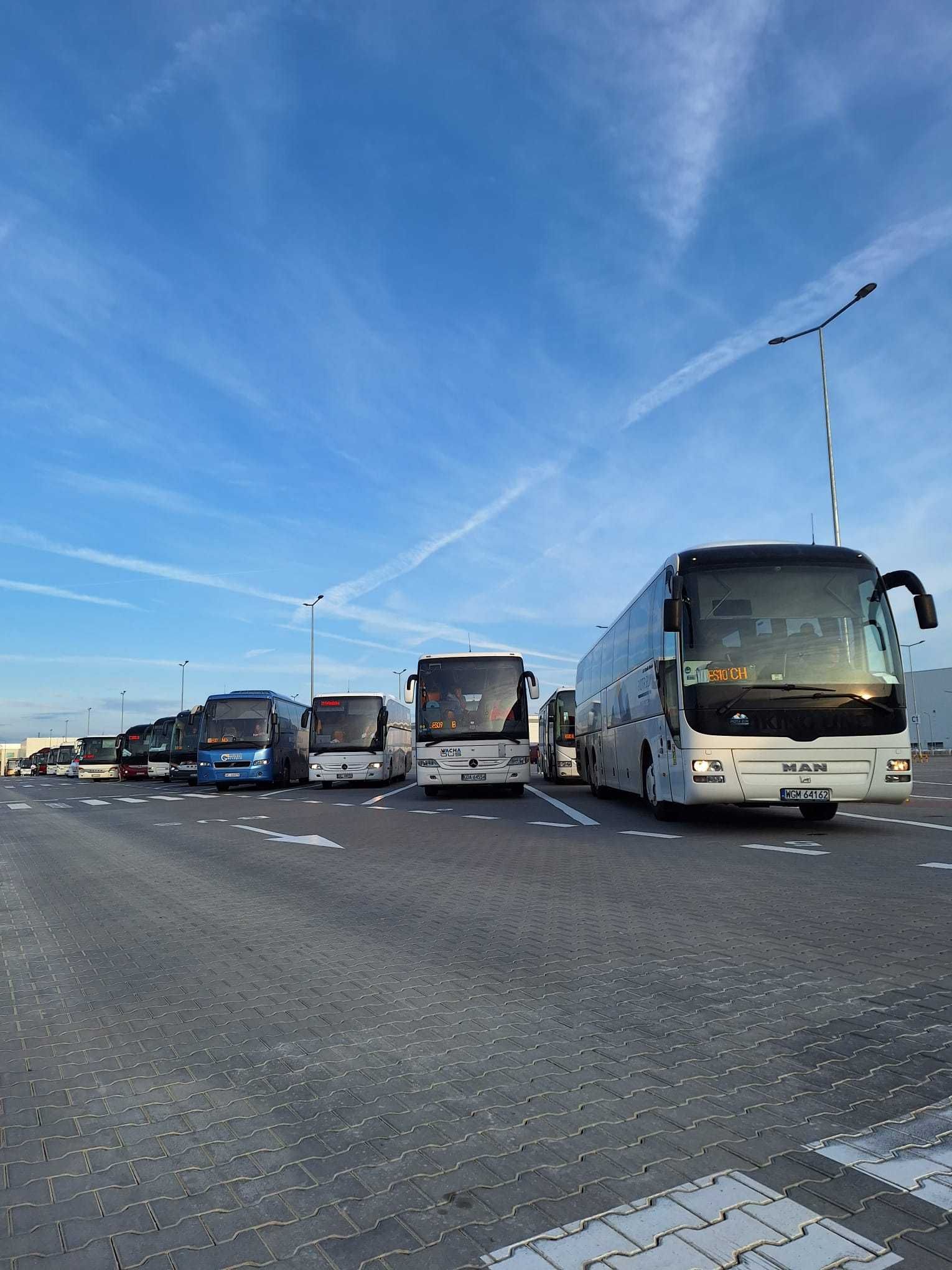 Przewóz pracowników, transport pracowniczy, wynajem busów i autokarów