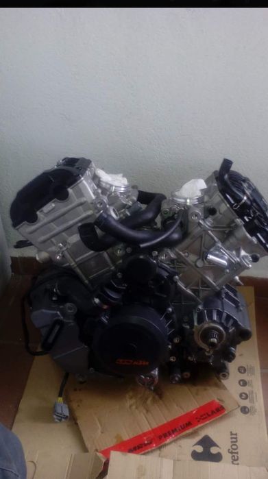 Vendo motor ktm 1090 como novo..