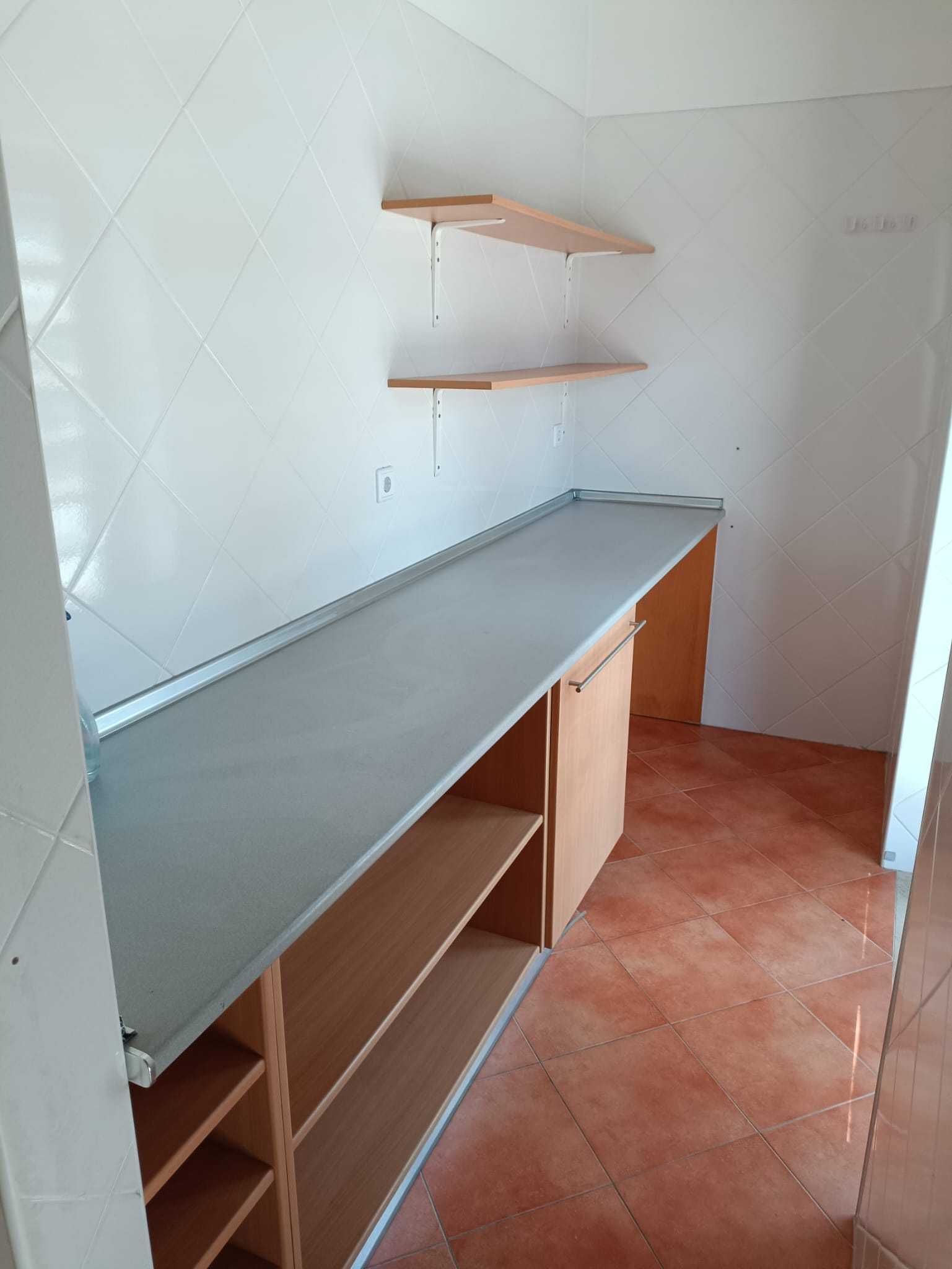 Arrendo apartamento T1