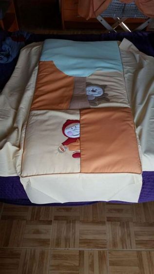 Edredon cama Novo Bolin Bolon colecção Conto tamanho 80x140 cm
