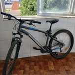 Bicicleta e trotinete