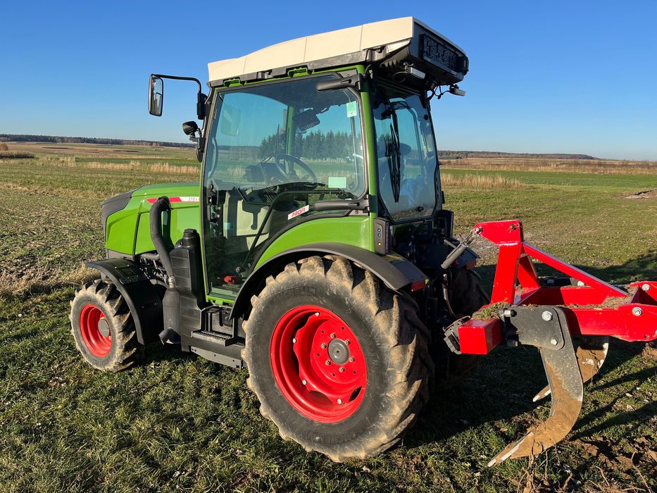 Fendt 210V PROFI idealny stan ciągnik sadowniczy 209 208
