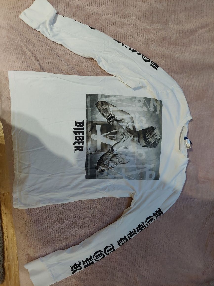 T-shirt z nadrukiem Justin Bieber. Długi rękaw.