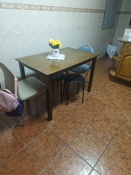 Mesa de cozinha 4 lugares