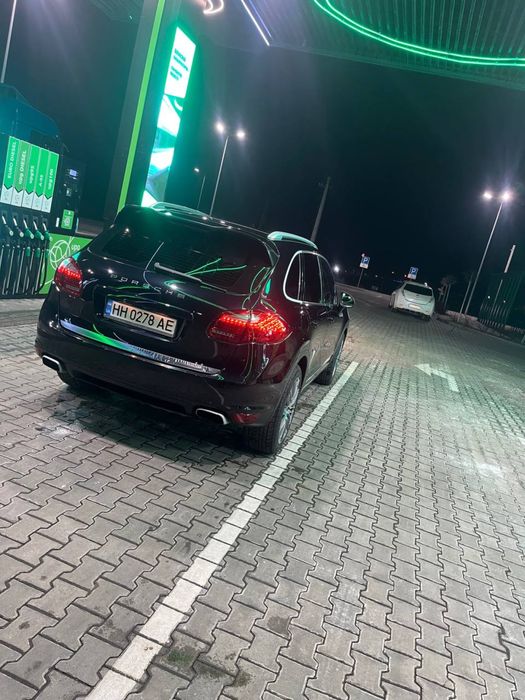 Продам Porsche Cayenne